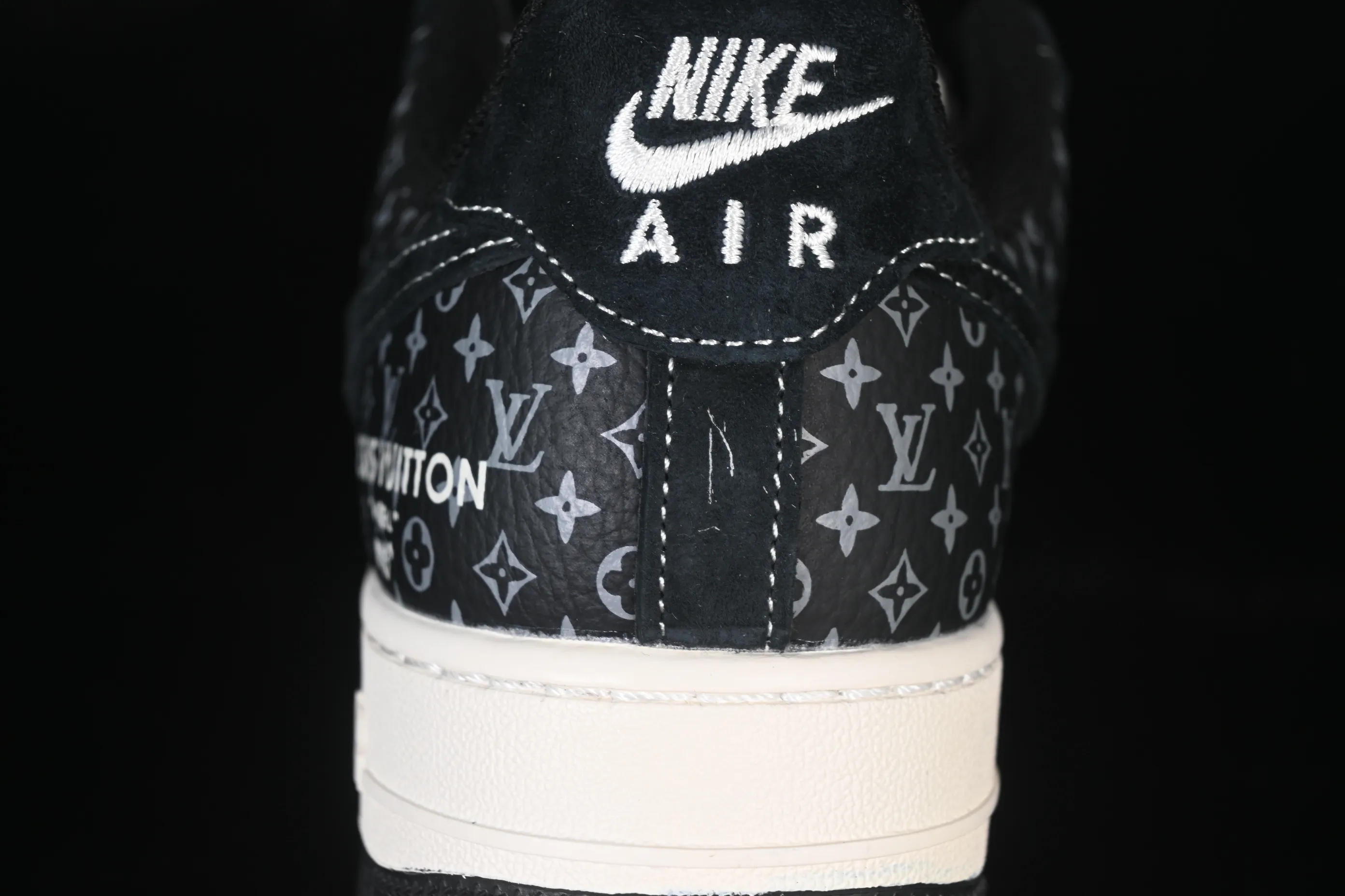 All categories Nk Air Force 1 Air Force series Nk Air Force 1 Low Air Force low-top Nike Air Force 1'07 Low LV co-branded woven logo printing Air Force 1 low-top casual sneakers CX5050-Y10